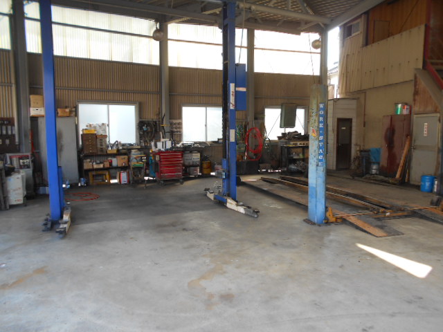 有限会社穴生自動車工場  八幡西自動車整備協会